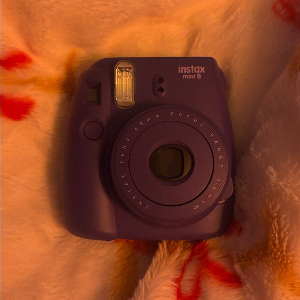 Instax Mini 8 in Bold Purple
